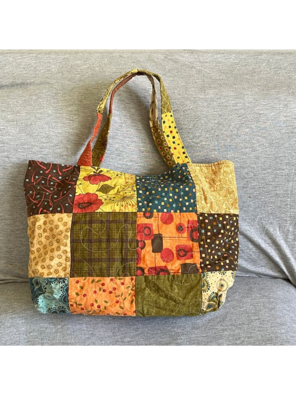 Patchwork Quilted Tote Bag With Floral & Geometric Patterns Handmade Multicolor - Picture 2 of 4